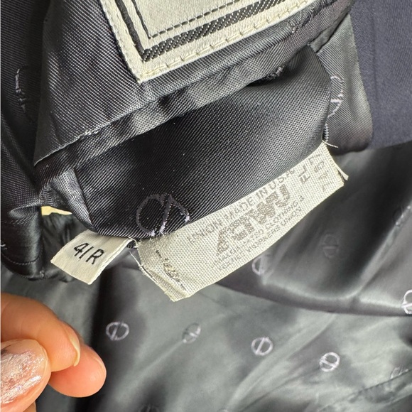 Vintage Navy Wool Christian Dior Blazer With Gold Buttons 41R - Picture 7 of 10